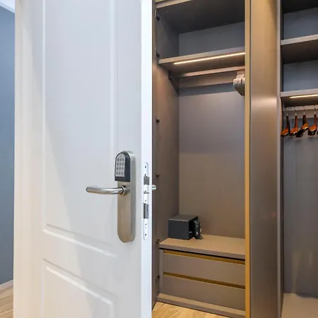 Po1 Augusto - Po2 Cesare - Po3 Nerone Apartment Rome Exterior photo